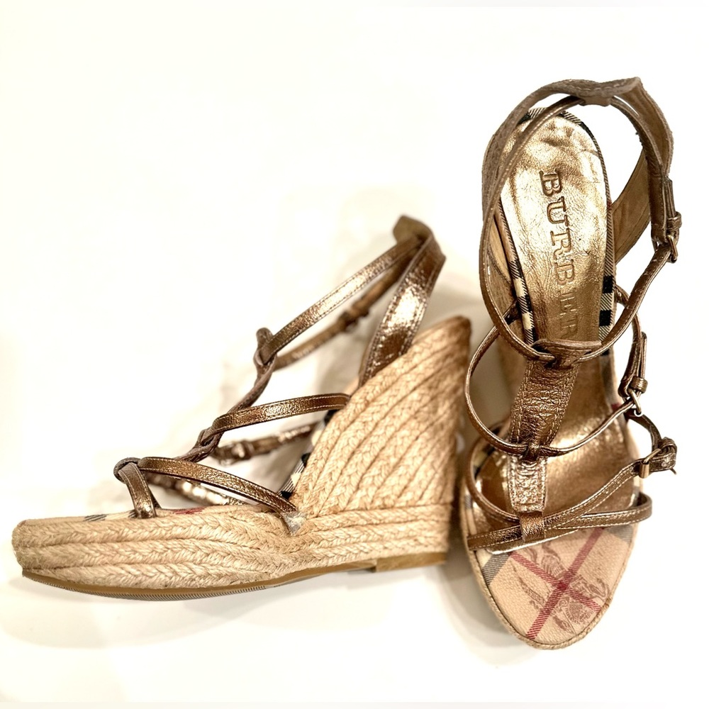 Burberry Leather Espadrilles Gold Straps Strap Size 8.5